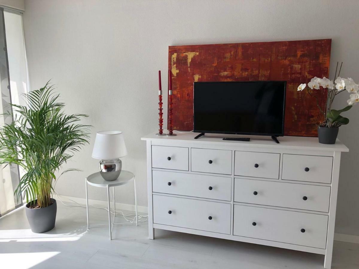 Moderne Ferienwohnung Direkt In Landsberg Am Lech Bagian luar foto